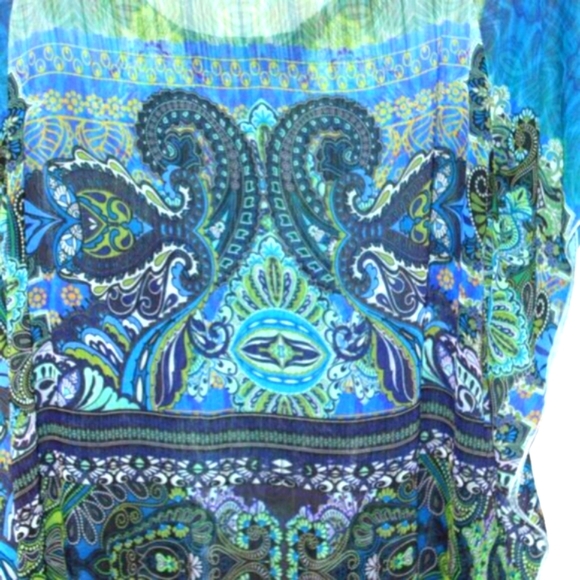 Sheer Boho Top (XL) – Flowy & Beachy Vibes! 💙✨ - Picture 7 of 8